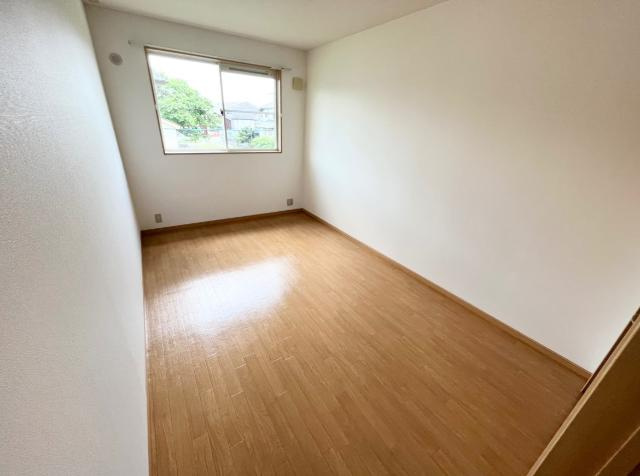 ＡＮＤ　ＯＮＥ　東棟の内装|洋室