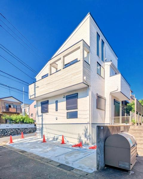 横浜市戸塚区汲沢７丁目の新築一戸建の前面道路含む現地写真|周辺環境も合わせてご案内させて頂きます！
お気軽にお問い合わせ下さい！