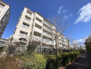 研究学園5団地523号棟の画像