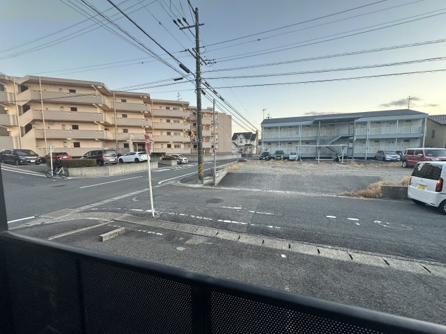 アンプルール ブワ 汐凪の駐車場