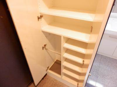 ベラジオ五条堀川の内装|シューズＢＯＸ