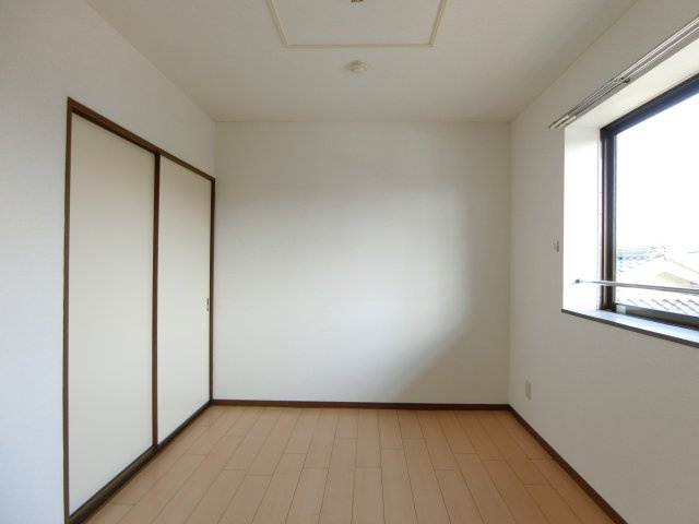 グランメール旗ヶ崎Ⅱの洋室