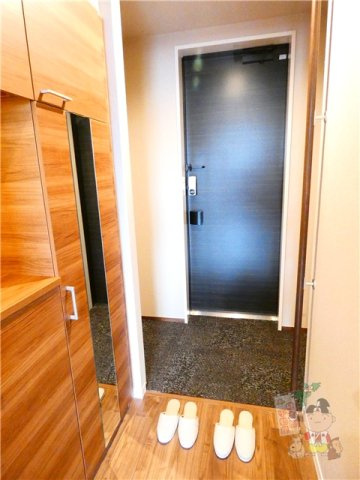 カーサ・カリダの玄関