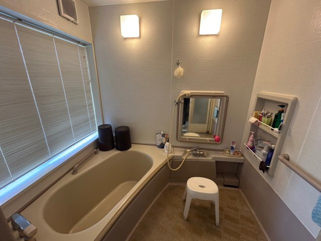 稲敷郡阿見町大字竹来　中古戸建の浴室