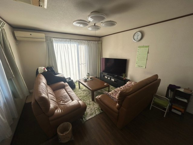 稲敷郡阿見町大字竹来　中古戸建の居間・リビング