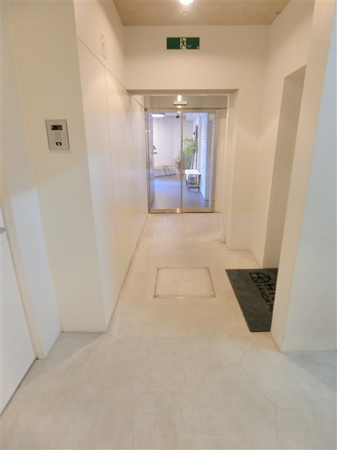 HYGGE KANDA HEIMヒュッゲカンダハイムのエントランス