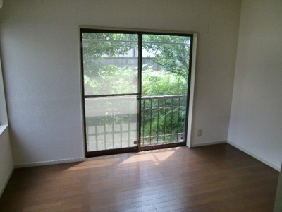 【居間・リビング】 | サニーハウス栗山Ⅱ 