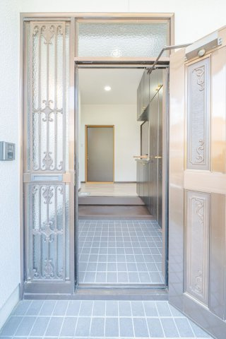 【玄関】の画像