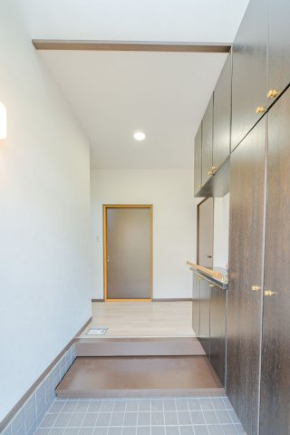 【玄関】の画像