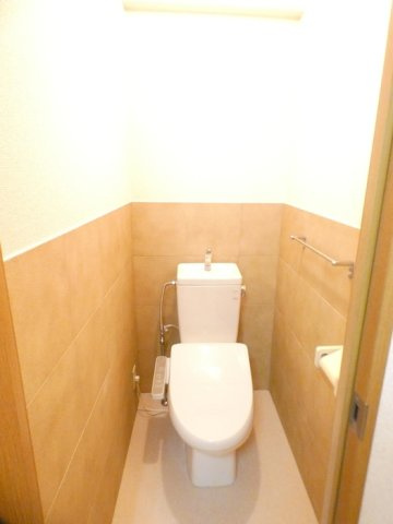 【トイレ】 | マンション杏明館 | コンパクトで使いやすいトイレです