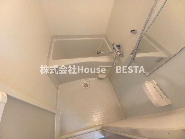 ワールドアイ神戸WESTの浴室