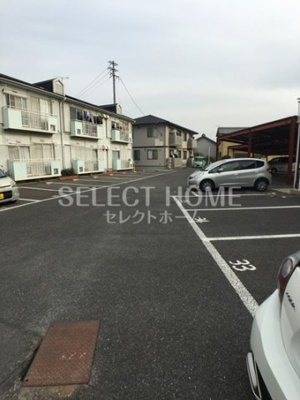 【駐車場】 | エタニティーＰａｒｔⅡ | 駐車場があるので、車を買う予定の方も安心です