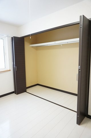 グラティアの収納