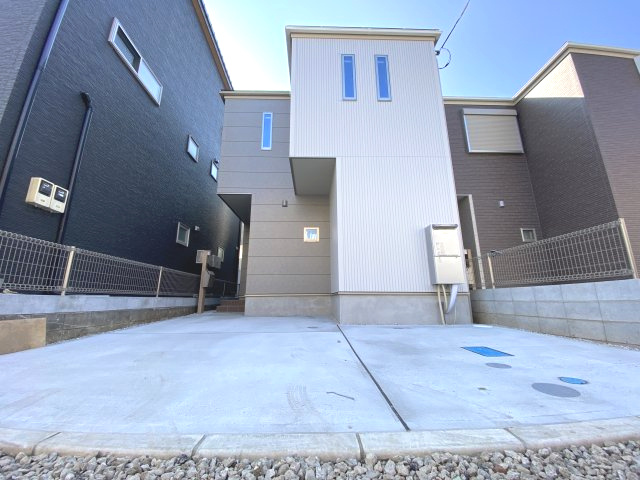 入間市上藤沢新築戸建の駐車場|駐車スペース2台付き♪