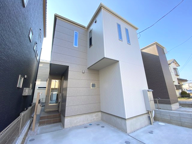 入間市上藤沢新築戸建の外観|小中学校～スーパー,病院（小児科有り）すべて徒歩15分以内で完結できる物件♪