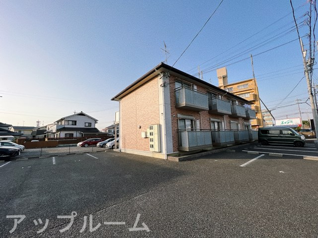 ルーチェの駐車場