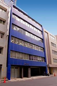 第６東ビルの外観