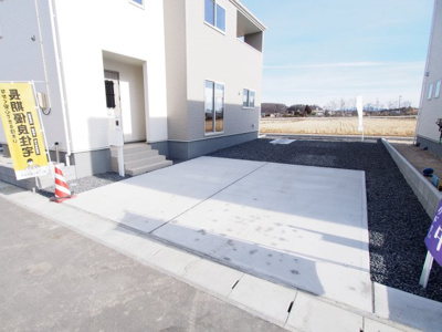 【駐車場】 | Livele Garden.S　日和田高倉　１０号棟