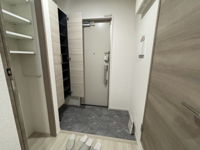 【玄関】 | Ｌａ　ｍａｉｓｏｎ青木町Ⅰ | シンプルで使いやすい玄関です