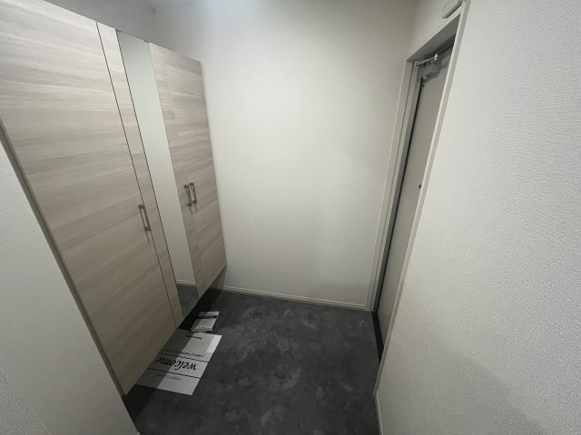 【玄関】 | Ｌａ　ｍａｉｓｏｎ青木町Ⅰ | 収納もある玄関です