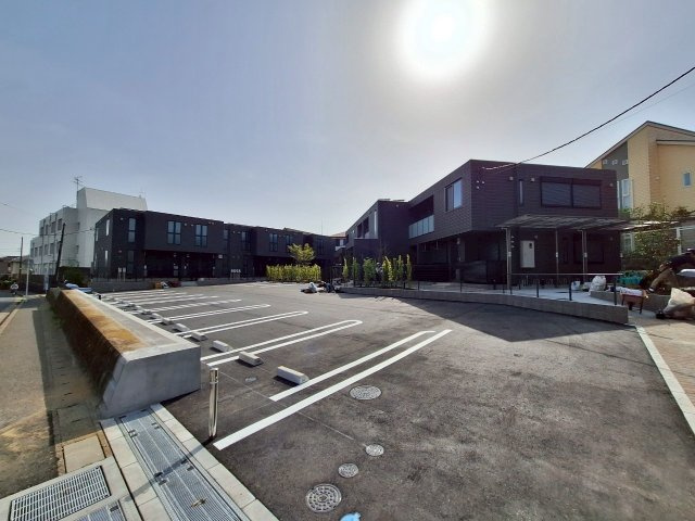 メゾンクレール日暮Ｎｏｒｔｈの駐車場|駐車場です