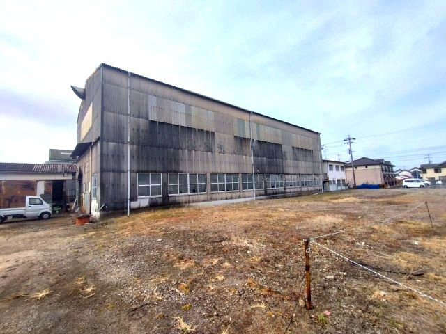 西尾市平坂貸工場の外観