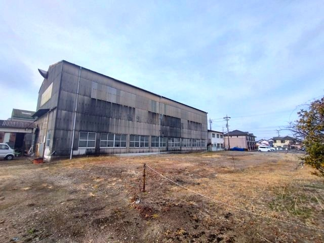 西尾市平坂貸工場の外観