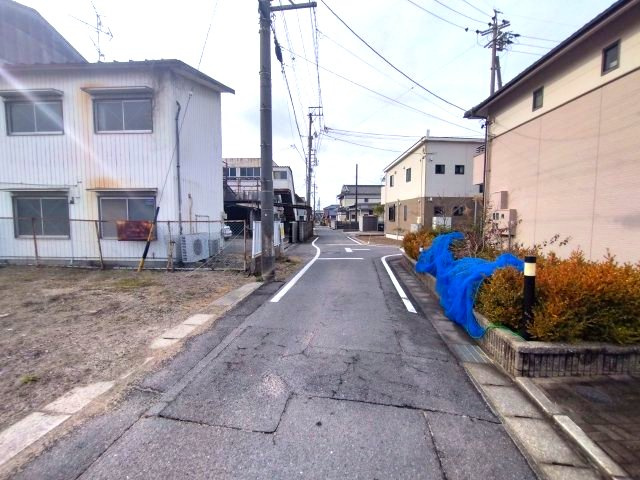 西尾市平坂貸工場の周辺
