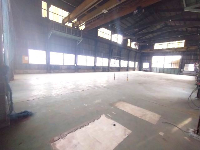 西尾市平坂貸工場の内装