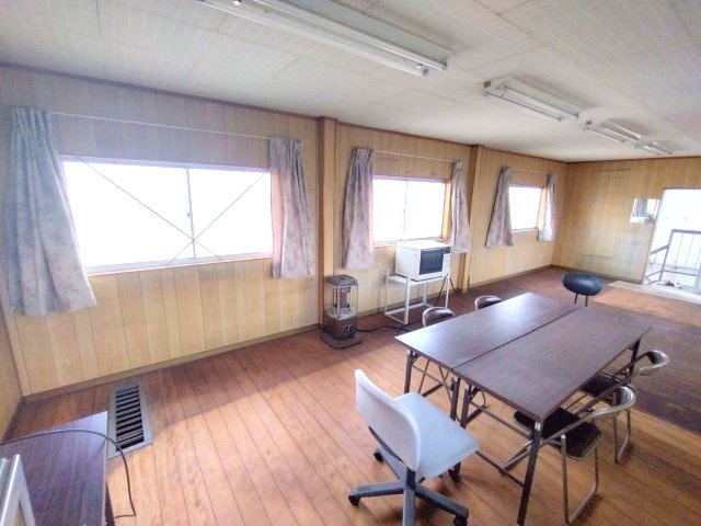 西尾市平坂貸工場の内装
