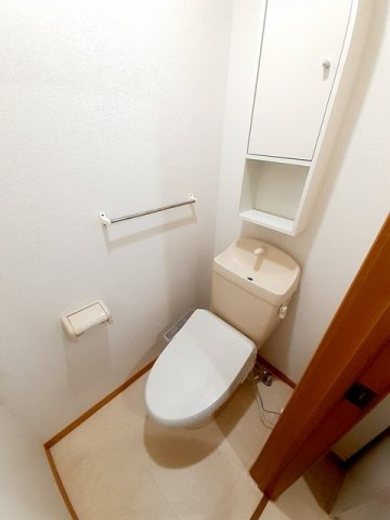 リーオ・ピーノのトイレ