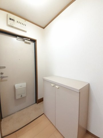 リトルコアの玄関