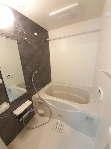 カルム　高砂の浴室