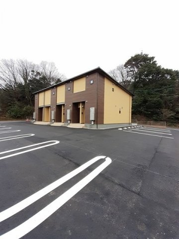 フェリーチェ　Ⅱの駐車場