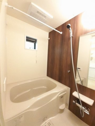 レジデンス　宝町の浴室