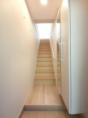 レジデンス　宝町の玄関
