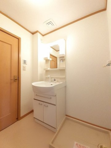 ソレアードエムＢの洗面所