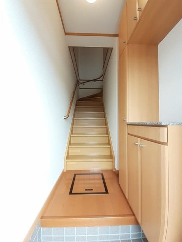 ソレアードエムＢの玄関