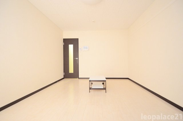 レオネクスト冨貴ヶ丘の寝室|備品や設備仕様は号室等により異なります現地をご確認下さい。