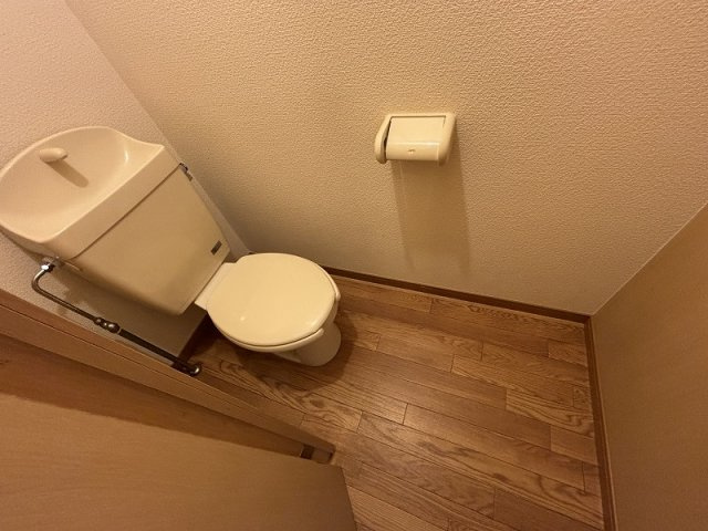 レオパレスしおかぜⅠのその他|部屋ごとにドアの位置が異なります。現地にてご確認ください。
