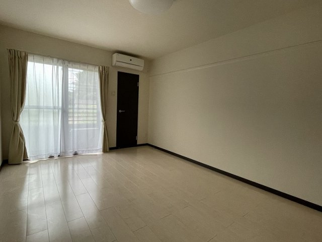 レオネクストはなもも舘の寝室