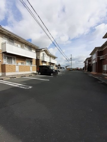 ベル・カーサＢの駐車場