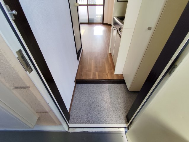 つくばハイツ2の玄関