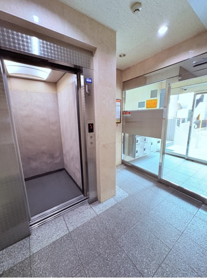  | ★仲介手数料無料★カインドステージ横浜台町（横浜駅まで徒歩6分　好立地物件・家具・エアコン付き）