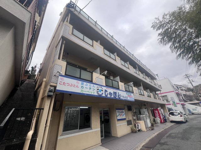 ローズガーデンの外観