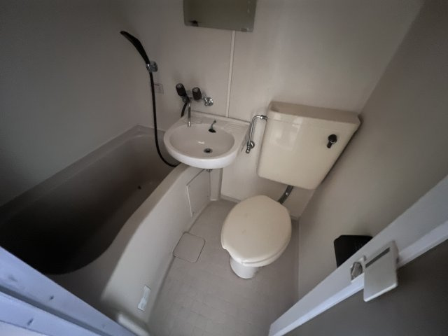 ローズガーデンの浴室