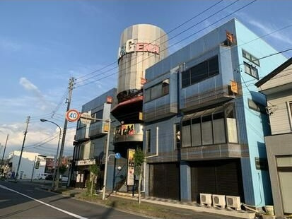 恵那市大井町のビルの外観