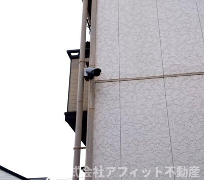 【セキュリティ】 | ファミールリラC棟 | 防犯カメラ