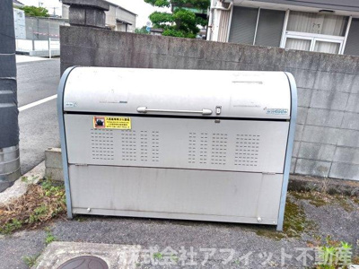 【その他共用部分】 | ファミールリラC棟 | 敷地内ゴミ置き場