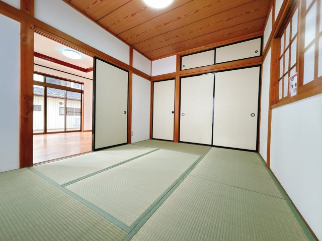 熊谷市肥塚の和室|※未公開物件多数あります！
買取・物件探し・リフォーム・リノベ・管理何でもご相談下さい！